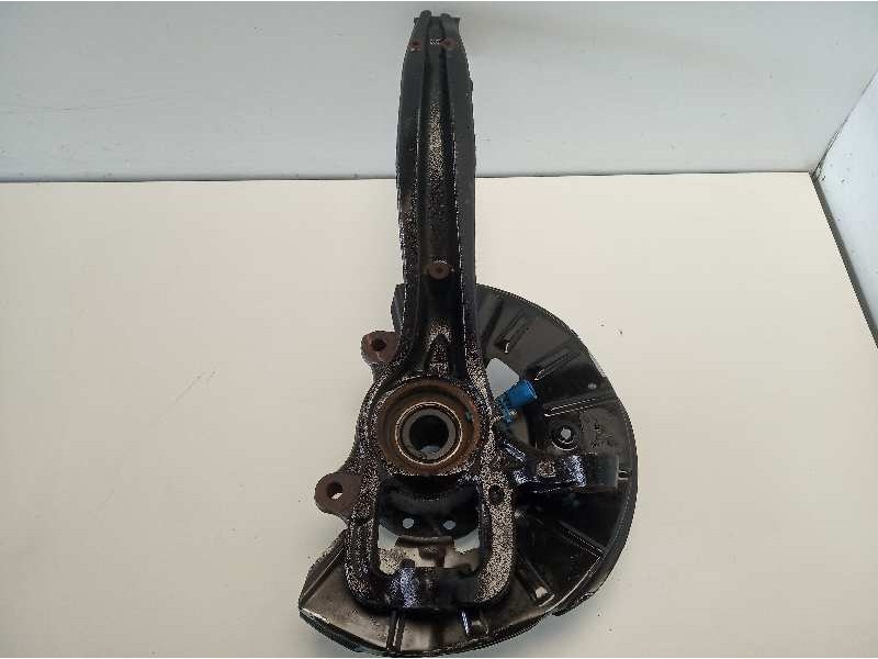 Recambio de mangueta delantera derecha para volkswagen touareg (7la) tdi v10 referencia OEM IAM 7L0407258A  