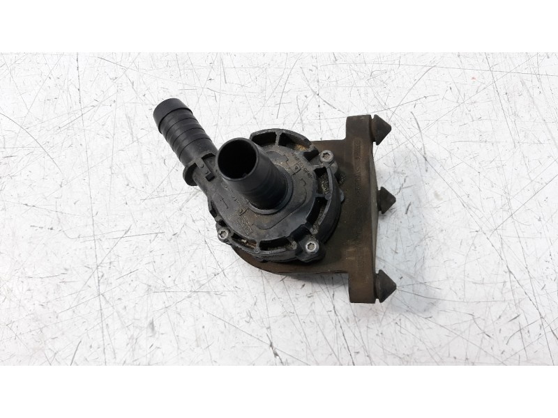 Recambio de bomba agua para ford mondeo lim. 2.0 cat híbrido referencia OEM IAM DS788C419AC  