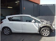 OPEL ASTRA J LIM.