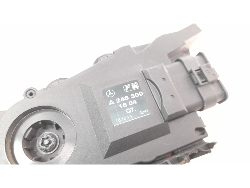 Recambio de potenciometro pedal para mercedes-benz clase b (w246) 1.5 cdi cat referencia OEM IAM 2463001604  