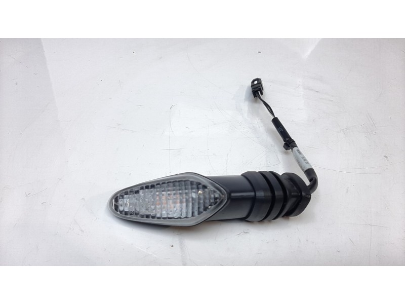 Recambio de piloto trasero izquierdo para ducati multistrada v2 referencia OEM IAM 53010333B  