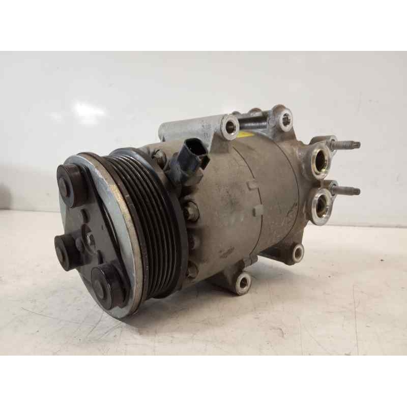Recambio de compresor aire acondicionado para ford fiesta (cb1) 1.4 tdci cat referencia OEM IAM 1751973 32840 