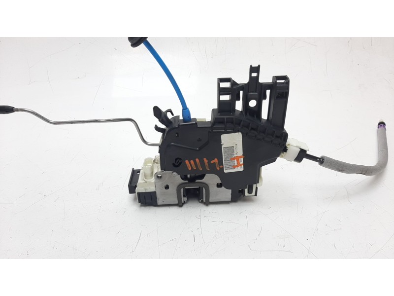Recambio de cerradura puerta trasera izquierda para mercedes-benz clase b (w246) 1.5 cdi cat referencia OEM IAM A2047302735  EZC