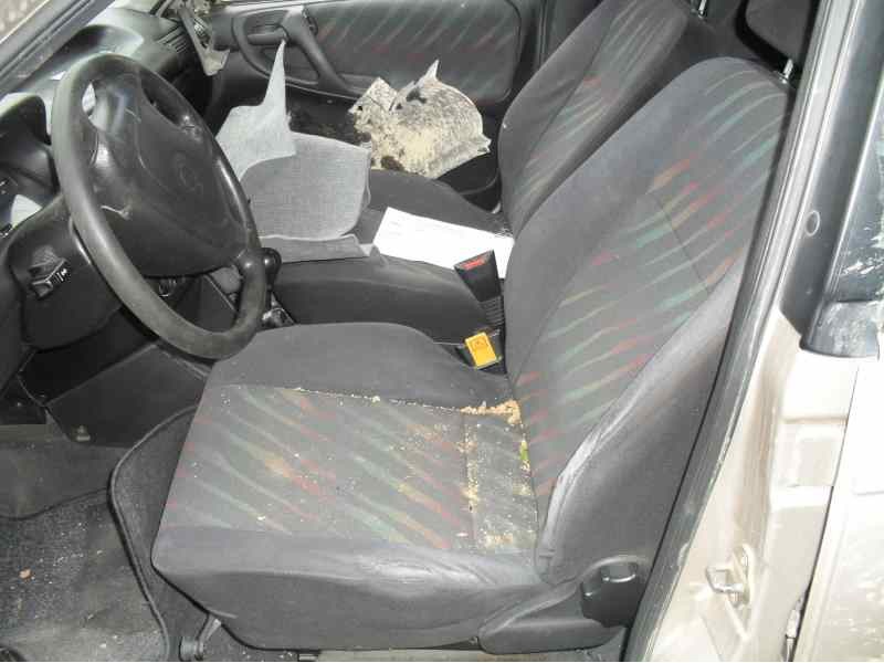 opel astra f berlina del año 1996