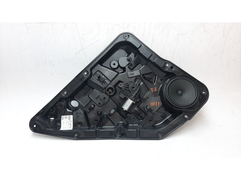 Recambio de elevalunas trasero izquierdo para mercedes-benz clase b (w246) 1.5 cdi cat referencia OEM IAM A2467300600  