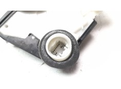 Recambio de cerradura puerta delantera derecha para toyota yaris 1.5 16v cat referencia OEM IAM 690300D550   2