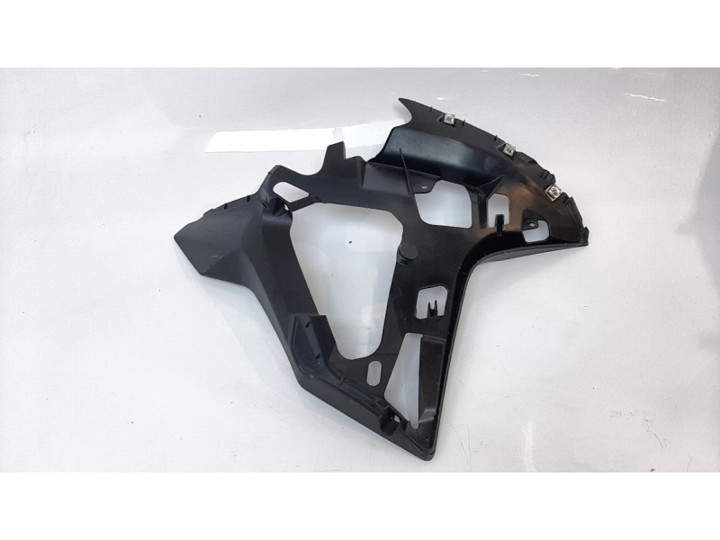 Recambio de moldura para ducati multistrada v2 referencia OEM IAM 48019303A  