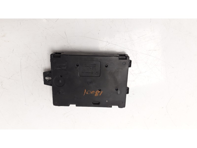 Recambio de modulo electronico para renault clio iv business referencia OEM IAM 284B15639R  