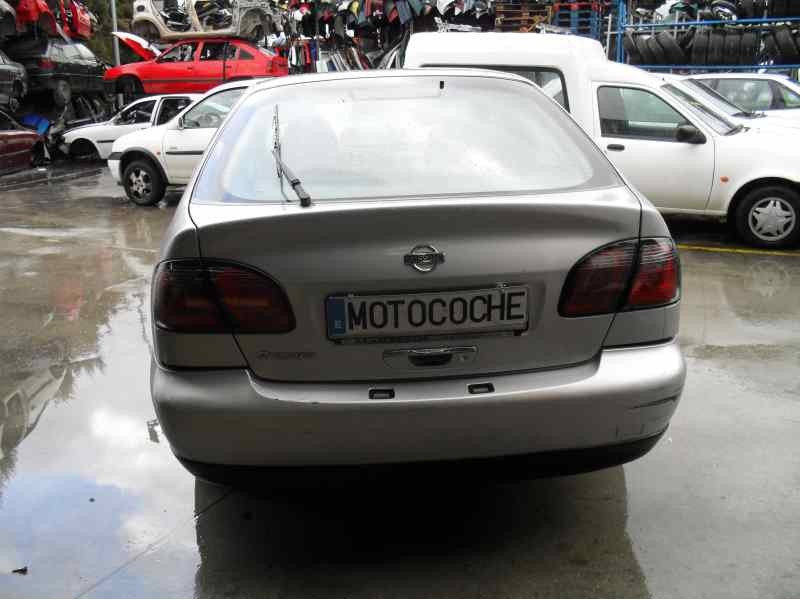 nissan primera berlina (p11) del año 2001