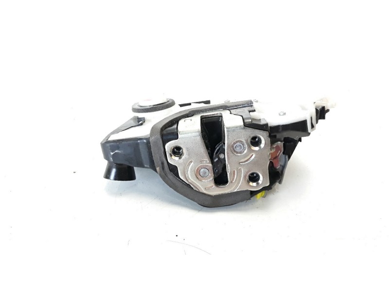 Recambio de cerradura puerta delantera izquierda para toyota yaris 1.5 16v cat referencia OEM IAM T4311140  