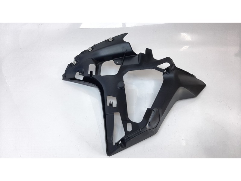 Recambio de moldura para ducati multistrada v2 referencia OEM IAM 48019313A  