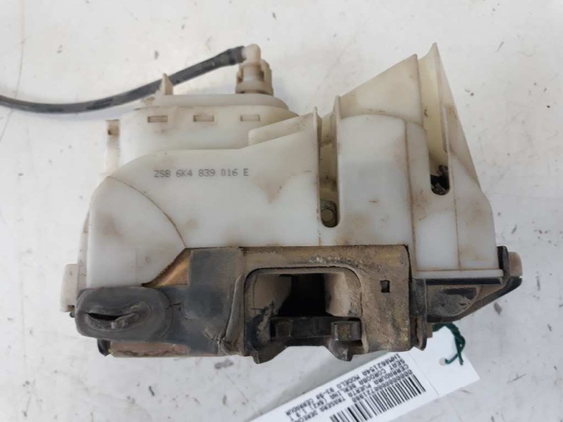 Recambio de cerradura puerta trasera derecha para seat cordoba berlina (6k2) 1.9 tdi referencia OEM IAM 1HM862154A  