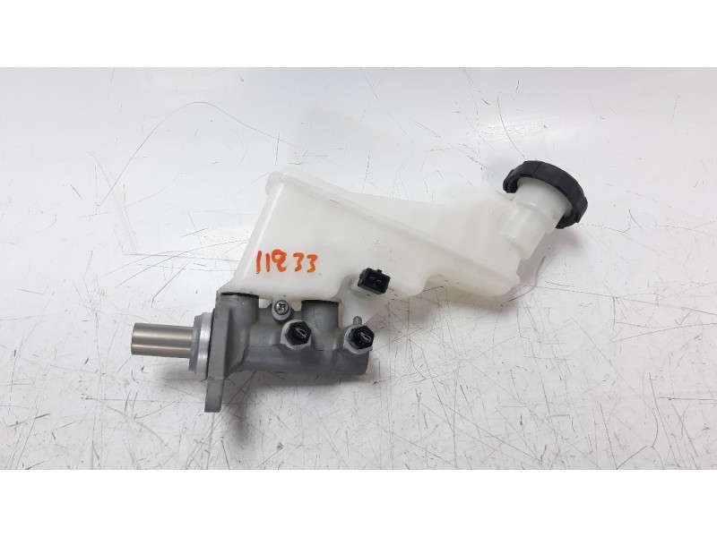 Recambio de bomba freno para kia rio (yb) 1.2 cat referencia OEM IAM 585101W200  