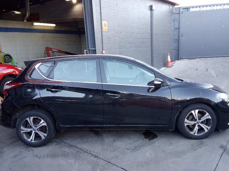nissan pulsar (c13) del año 2015