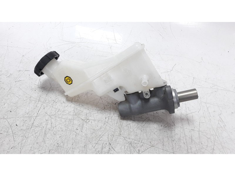 Recambio de bomba freno para kia rio (yb) 1.2 cat referencia OEM IAM 585101W200  