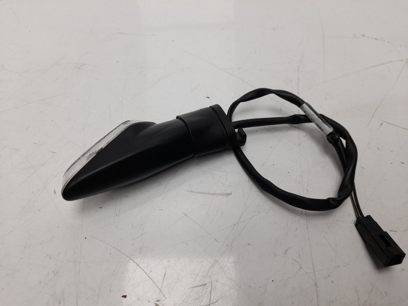 Recambio de piloto delantero derecho para ducati scrambler 1100 scrambler 1100 referencia OEM IAM 53010331A  