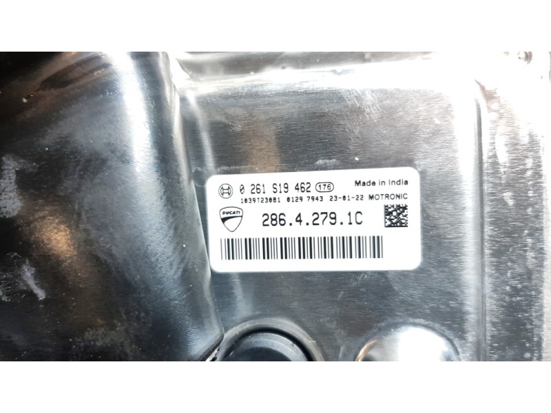 Recambio de centralita motor uce para ducati multistrada v2 referencia OEM IAM 28642791C  