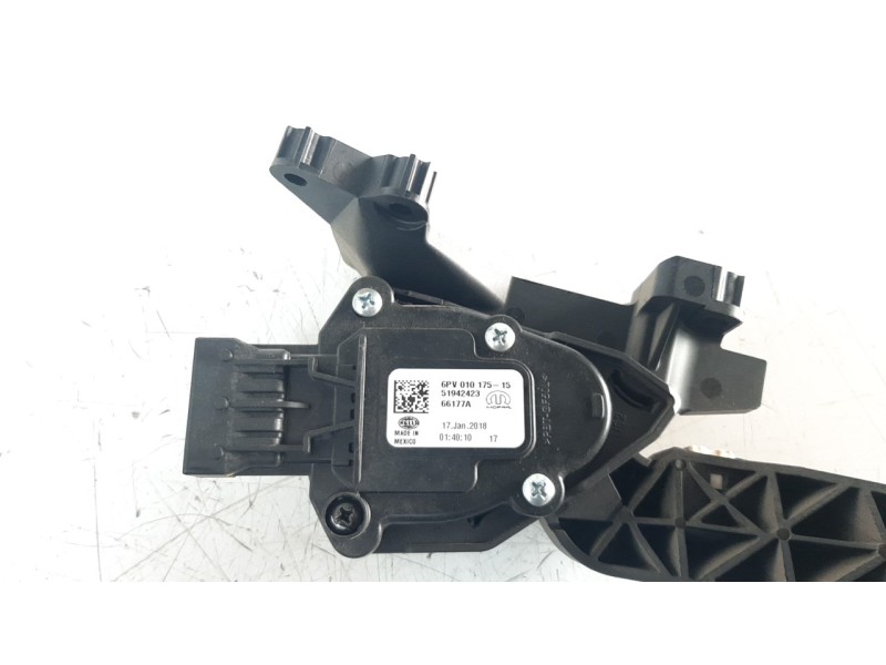 Recambio de potenciometro pedal para jeep compass ii 1.4 m-air cat referencia OEM IAM 51942423 6PV010175 