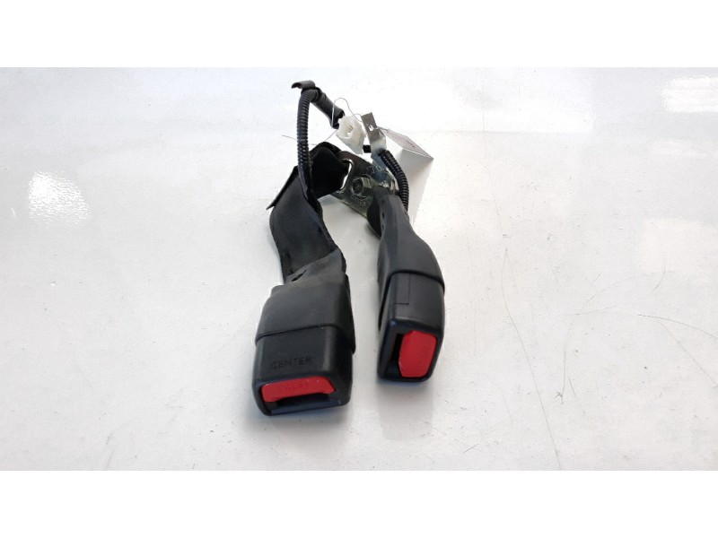Recambio de cinturon seguridad trasero izquierdo para toyota yaris 1.5 16v cat referencia OEM IAM 07688  