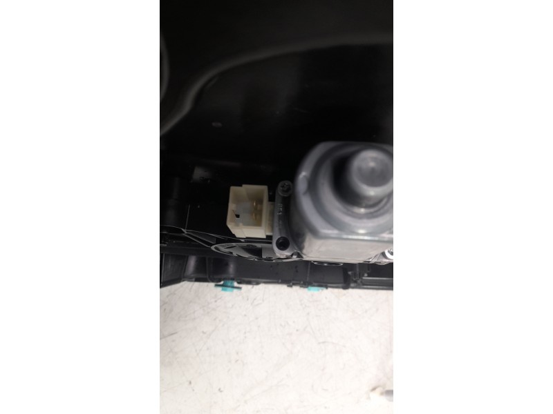 Recambio de elevalunas delantero izquierdo para skoda octavia lim. (nx3) ambition referencia OEM IAM 5E3837461  