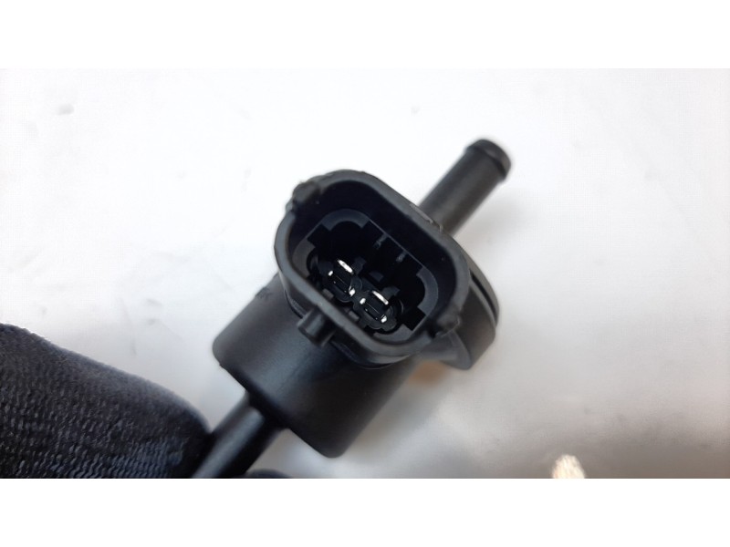 Recambio de valvula solenoide para ducati multistrada v2 referencia OEM IAM 090223064206  