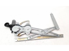 ELEVALUNAS DELANTERO DERECHO 698100D300 