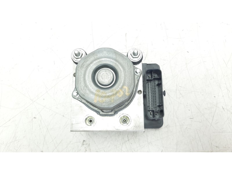 Recambio de abs para toyota aygo 1.0 cat referencia OEM IAM 445400H130  