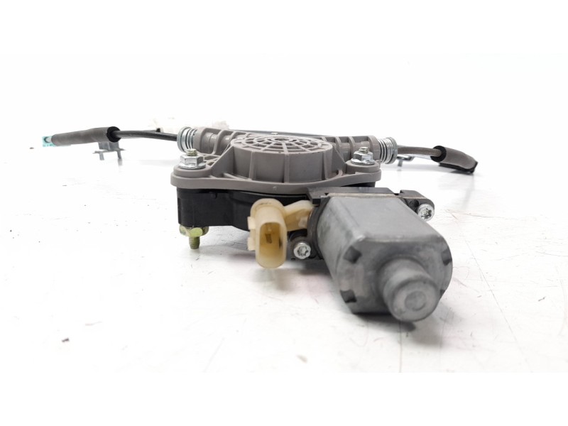 Recambio de elevalunas delantero derecho para kia rio (yb) 1.2 cat referencia OEM IAM 82402H8000  