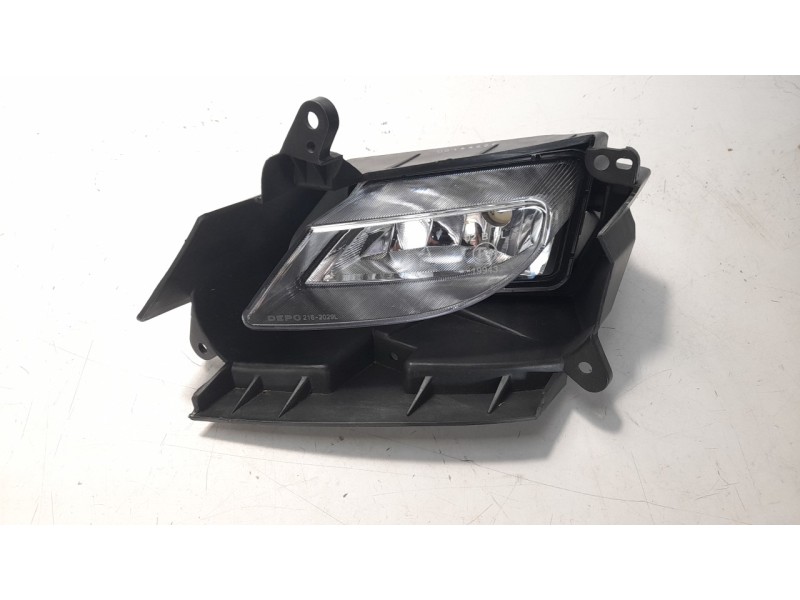 Recambio de faro antiniebla izquierdo para mazda 3 lim. (bl) referencia OEM IAM BDG851690B 108602304 MZ3304414