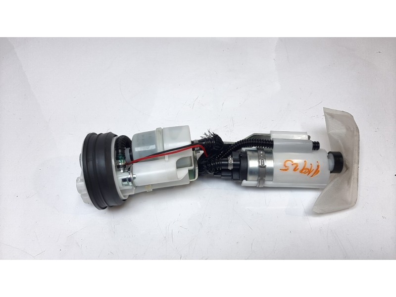 Recambio de bomba combustible para ducati multistrada v2 referencia OEM IAM 16024312B  