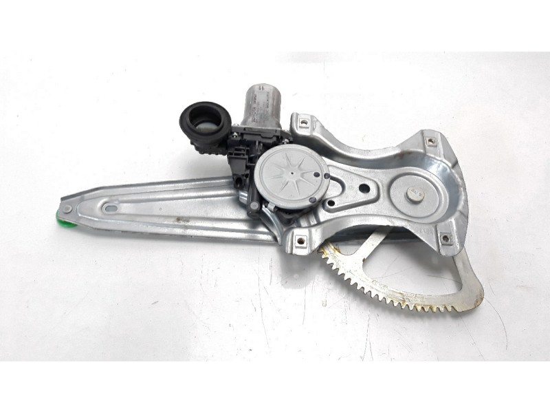 Recambio de elevalunas trasero izquierdo para toyota yaris 1.5 16v cat referencia OEM IAM 698400D220  