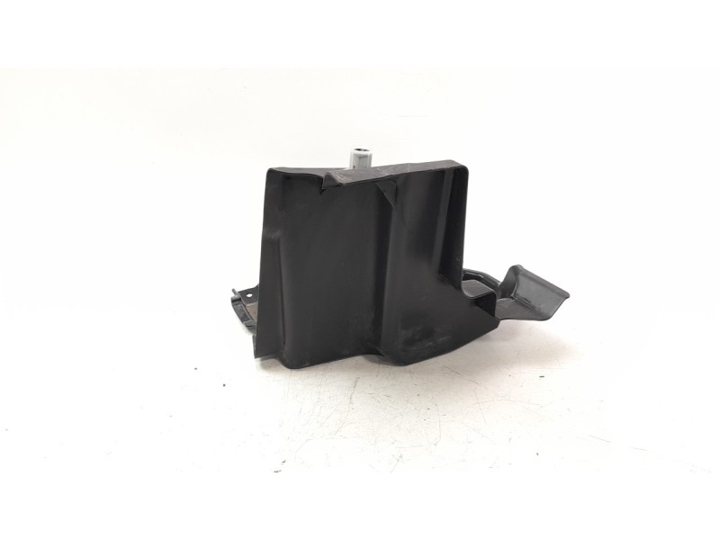 Recambio de moldura para toyota corolla (e21) referencia OEM IAM 5839802160  