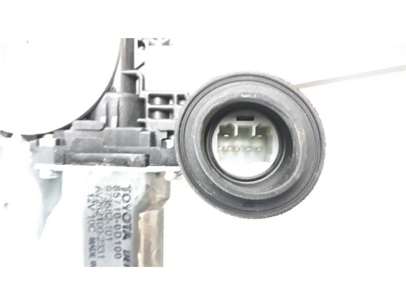 Recambio de elevalunas trasero izquierdo para toyota yaris 1.5 16v cat referencia OEM IAM 698400D220  