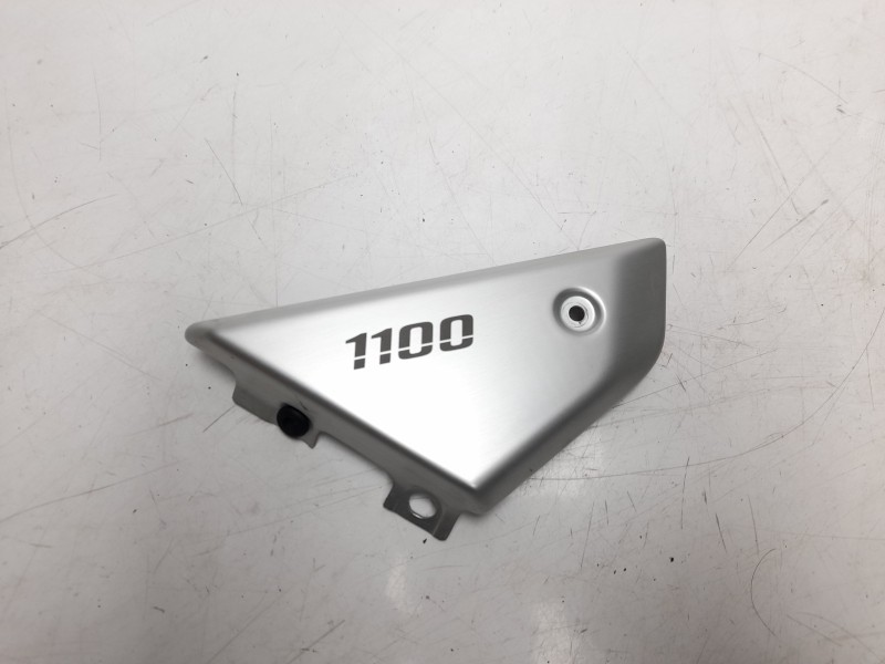 Recambio de moldura para ducati scrambler 1100 scrambler 1100 referencia OEM IAM 4601G341BB  