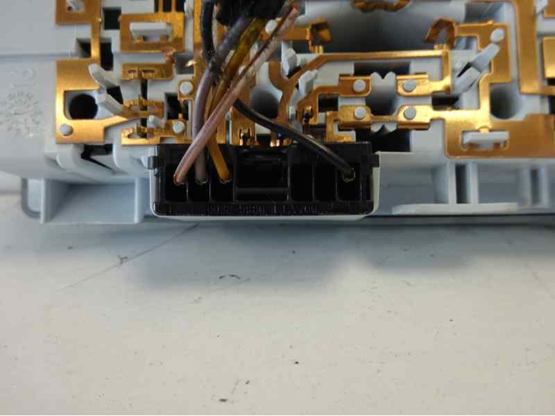 Recambio de luz interior para opel astra j lim. excellence referencia OEM IAM 22774329  