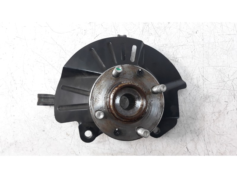 Recambio de mangueta delantera izquierda para kia rio (yb) 1.2 cat referencia OEM IAM 51700H8050  