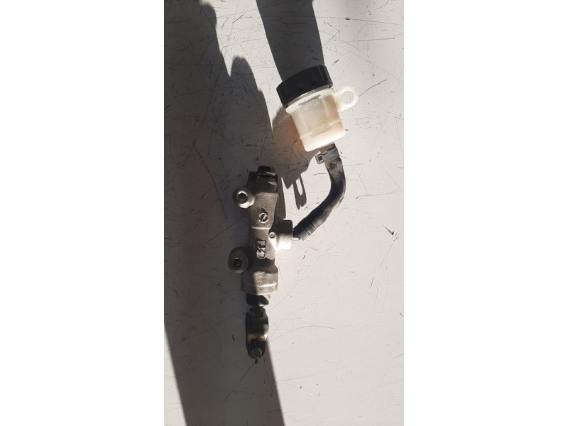 Recambio de bomba freno para kawasaki z 900 z 900 referencia OEM IAM 430150650  