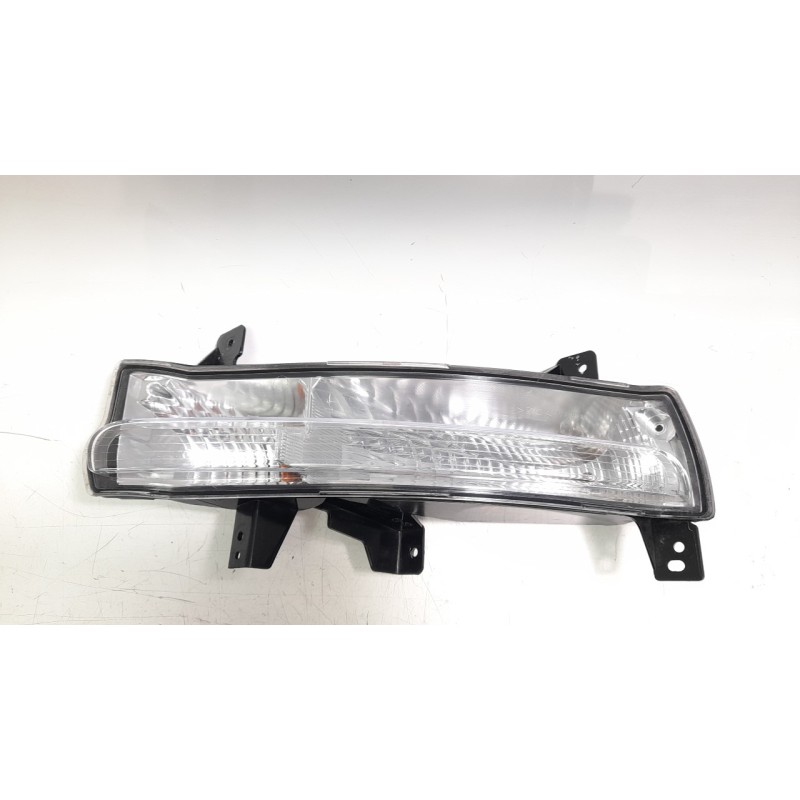 Recambio de piloto delantero izquierdo para jeep compass ii 1.4 m-air cat referencia OEM IAM 68266927AB 108903621 