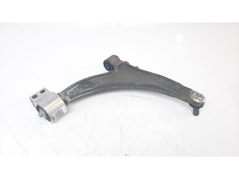 Recambio de brazo suspension inferior delantero izquierdo para opel insignia country tourer 2.0 16v cdti referencia OEM IAM 2279