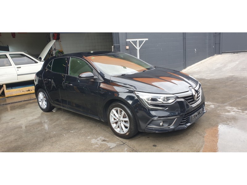 renault megane iv berlina 5p del año 2017