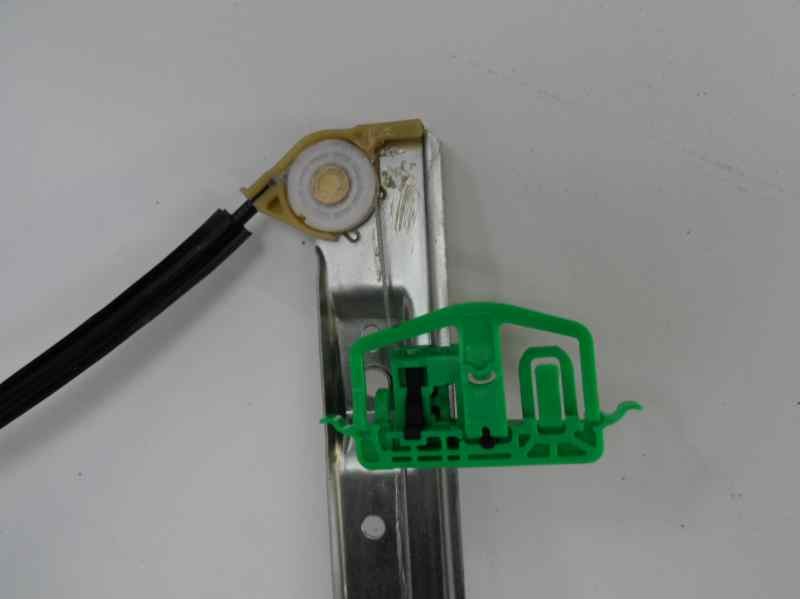 Recambio de elevalunas delantero derecho para ford fiesta (cbk) referencia OEM IAM 2S51B23200BR 106103116 118350