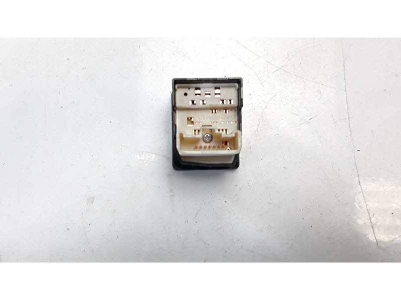 Recambio de mando retrovisor para toyota yaris 1.5 16v cat referencia OEM IAM 769746C  