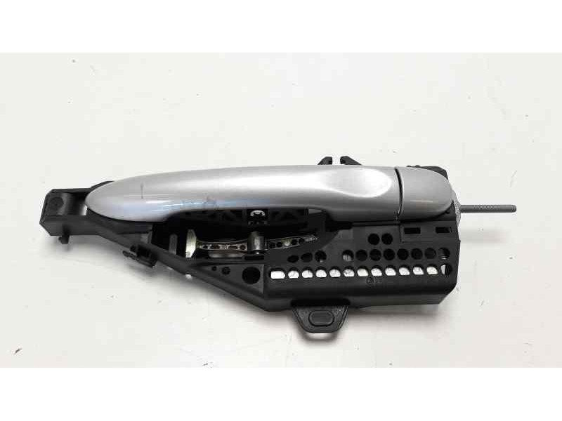 Recambio de maneta exterior trasera izquierda para renault captur xmod referencia OEM IAM 806B02596R  