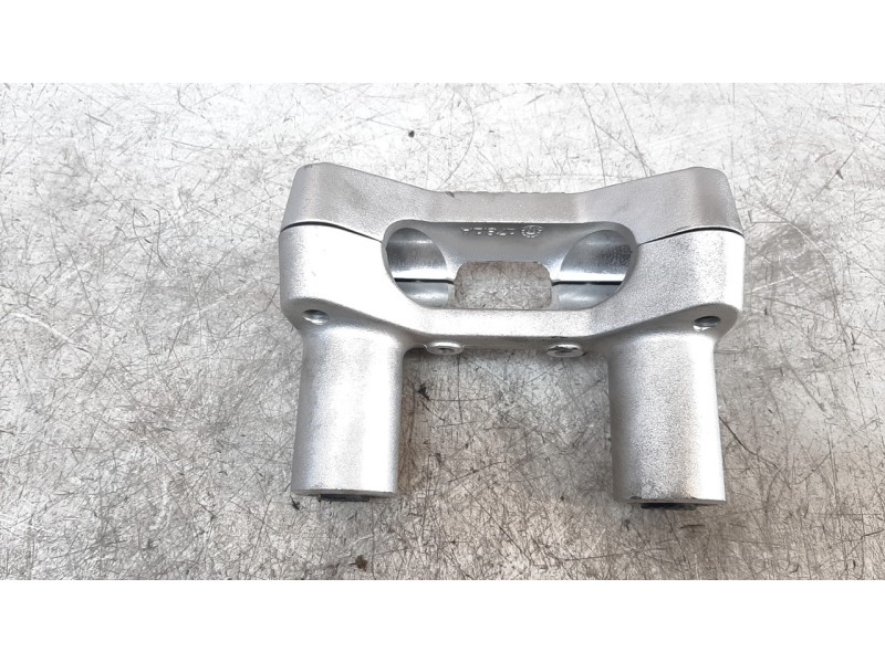 Recambio de manillar para ducati multistrada v2 referencia OEM IAM 36011781AA  