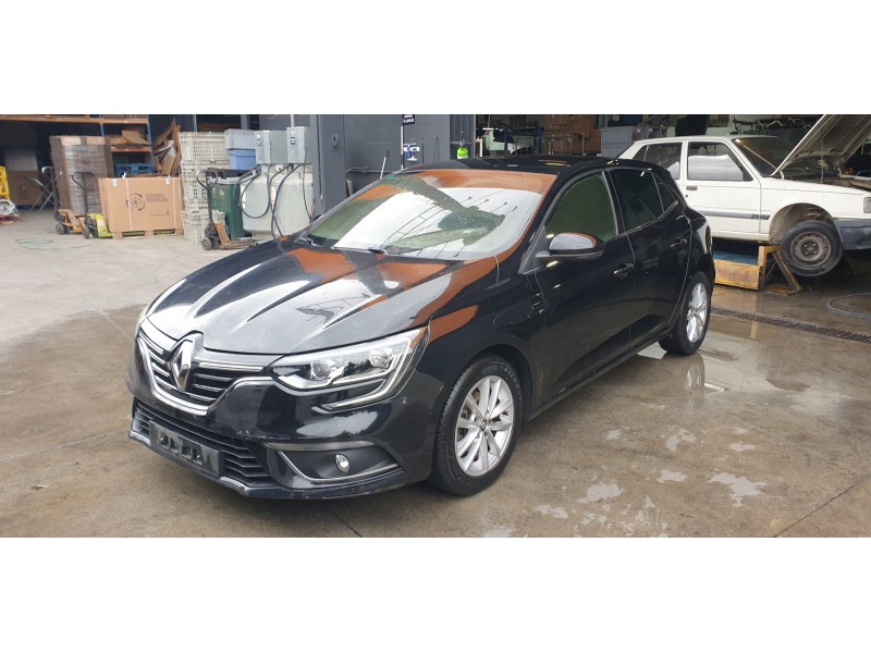 renault megane iv berlina 5p del año 2017