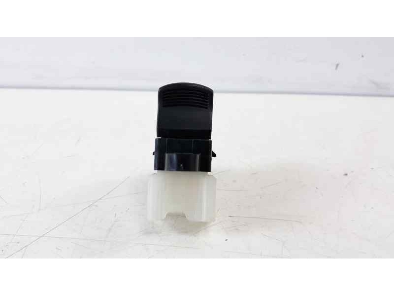 Recambio de mando elevalunas trasero derecho para nissan pulsar (c13) tekna referencia OEM IAM   