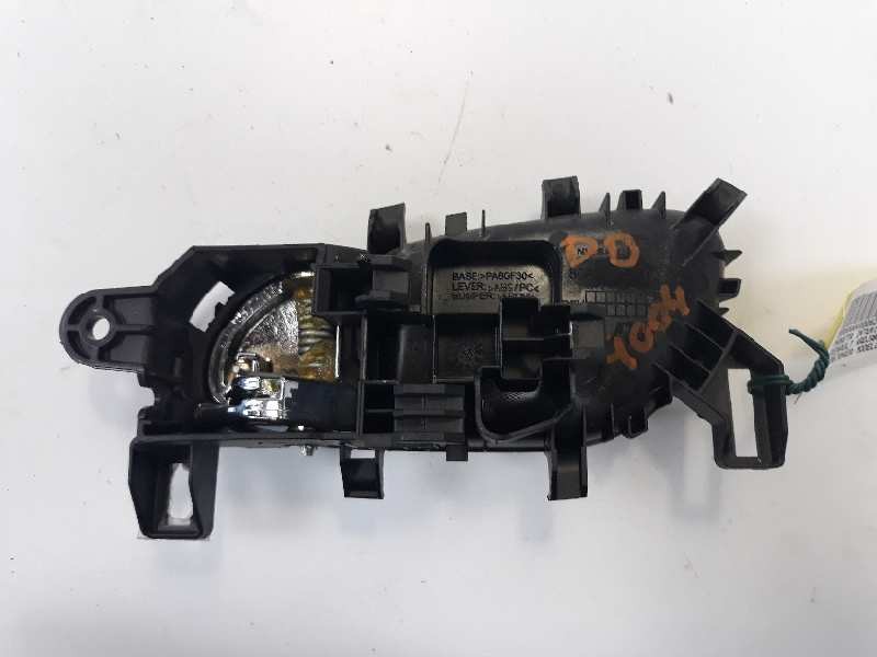 Recambio de maneta interior delantera derecha para renault kadjar zen referencia OEM IAM 806704EA  