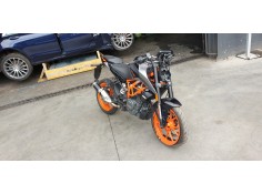 ktm 390 duke del año 2023 2