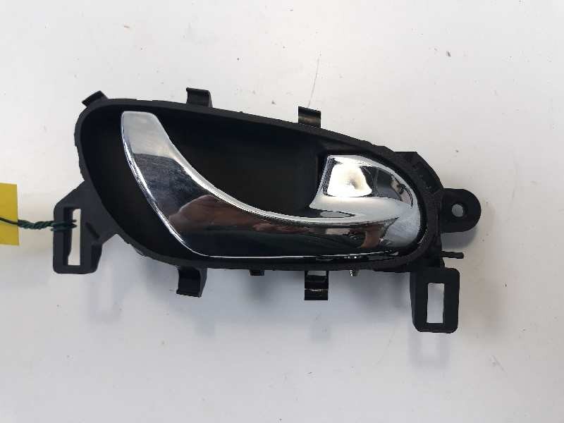 Recambio de maneta interior trasera derecha para renault kadjar zen referencia OEM IAM 806704EA  
