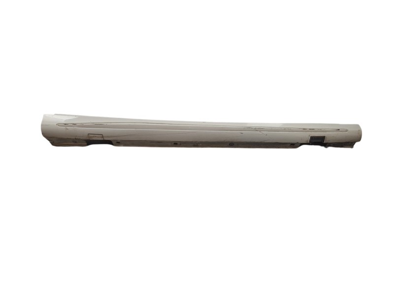 Recambio de estribos laterales para mercedes-benz clase b (w246) 1.5 cdi cat referencia OEM IAM 1766980154  